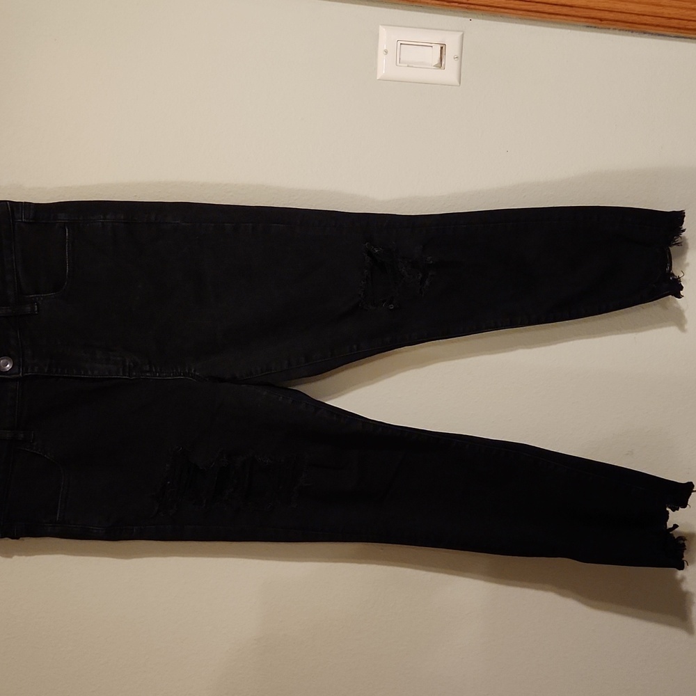 NWOT Womens Americam Eagle Next Level Bkack Jeans 14